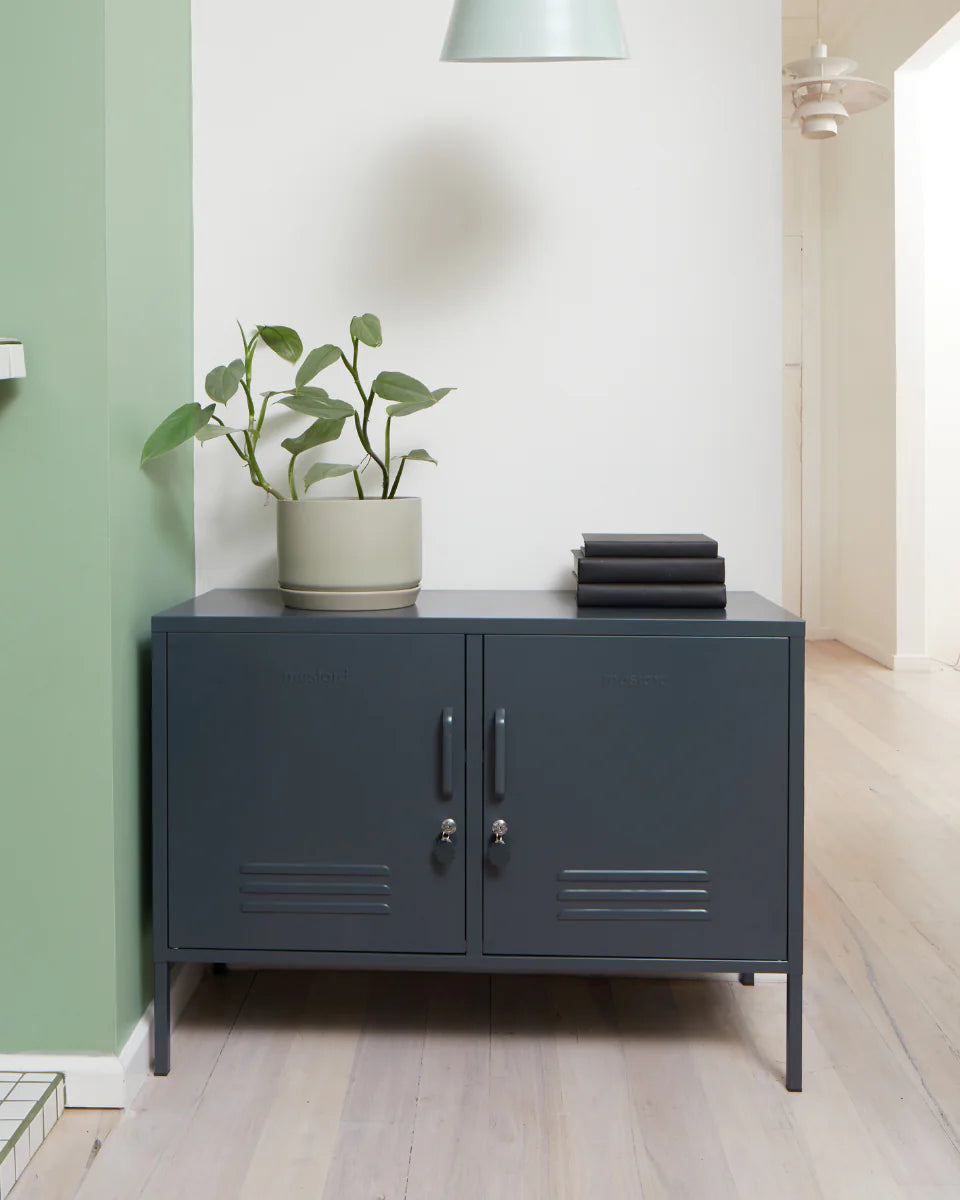 The Lowdown in slate