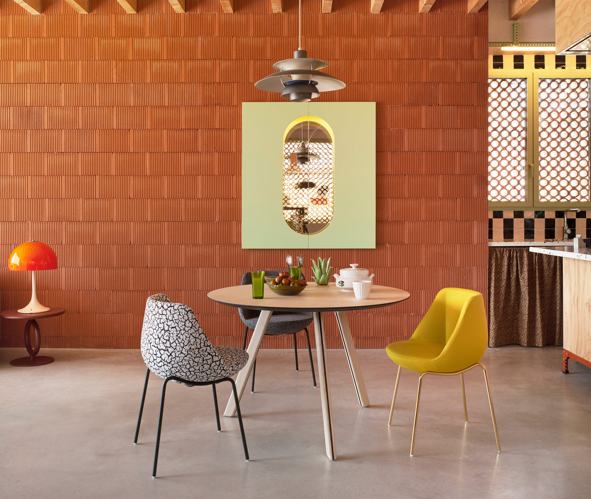 Magnum Chair, Wooden Legs