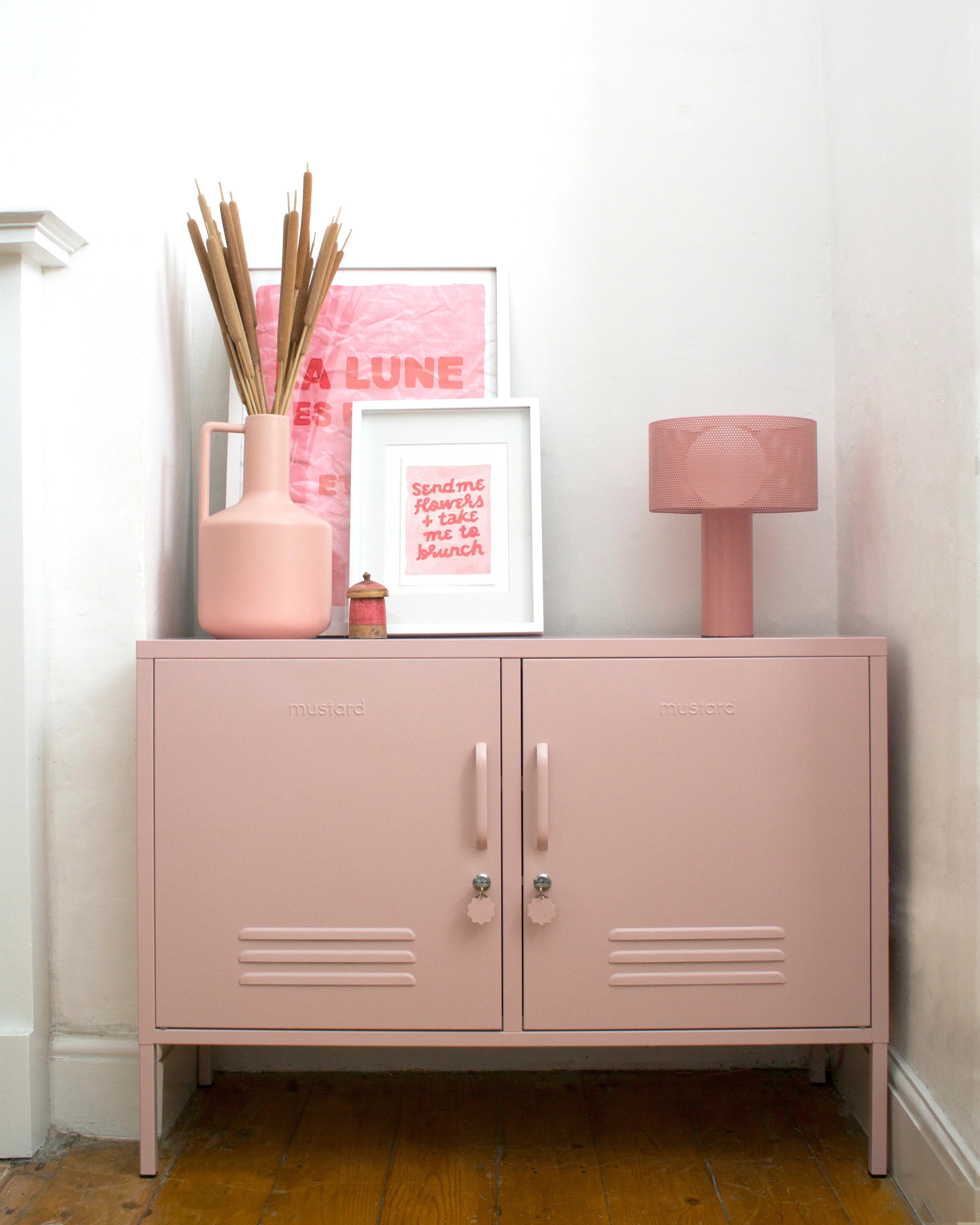 The Lowdown in blush