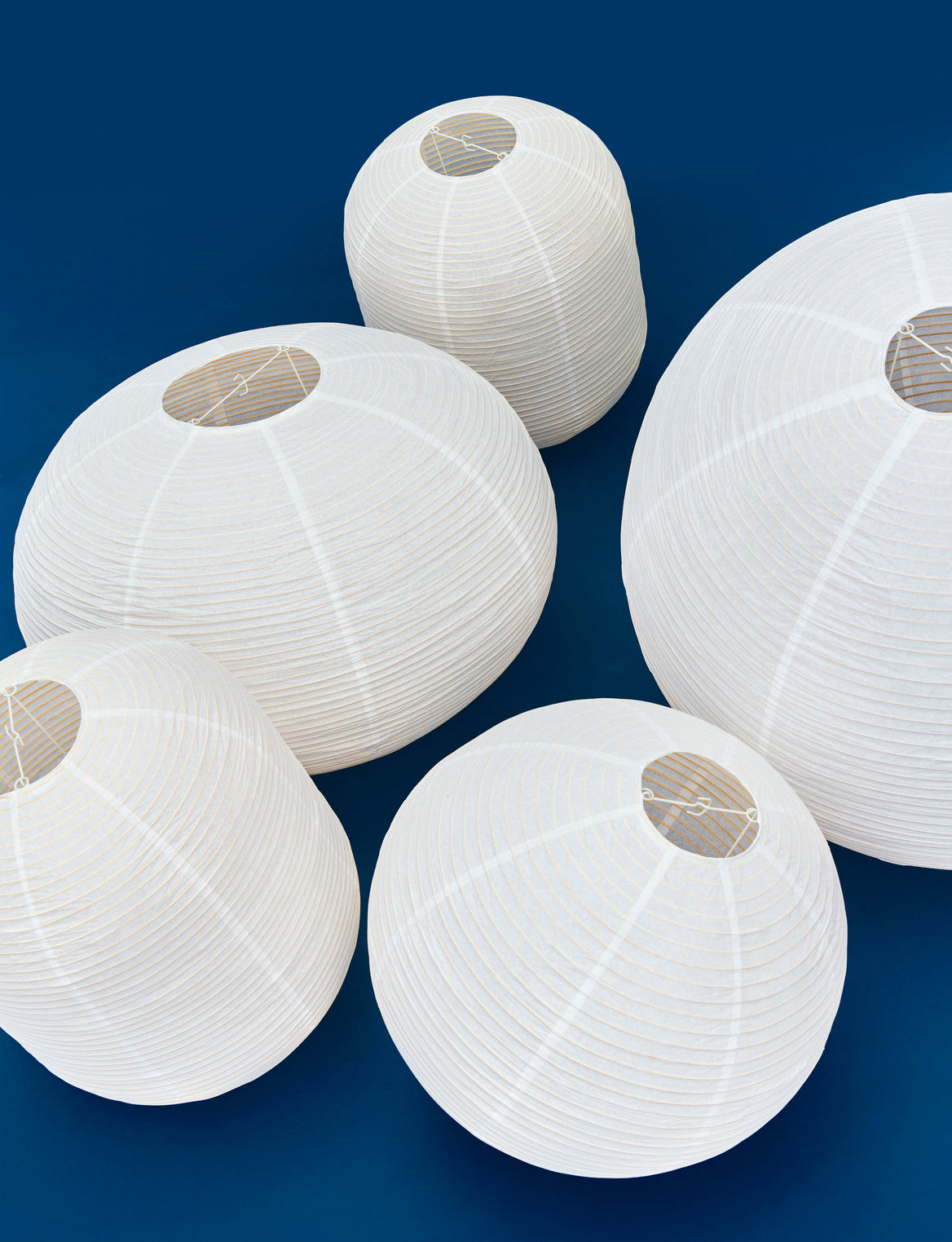 Paper shade oblong classic white