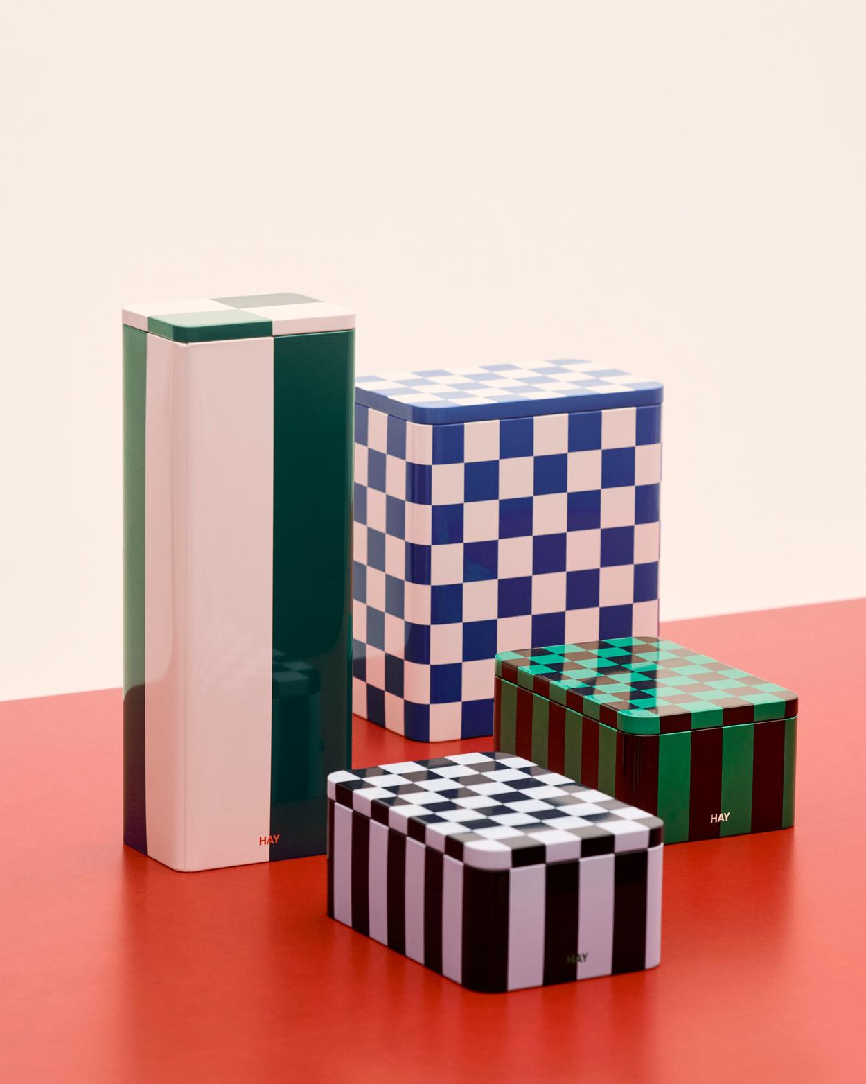 Tin container large off-white and blue