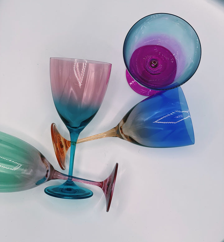 Wine glass faded turquoise