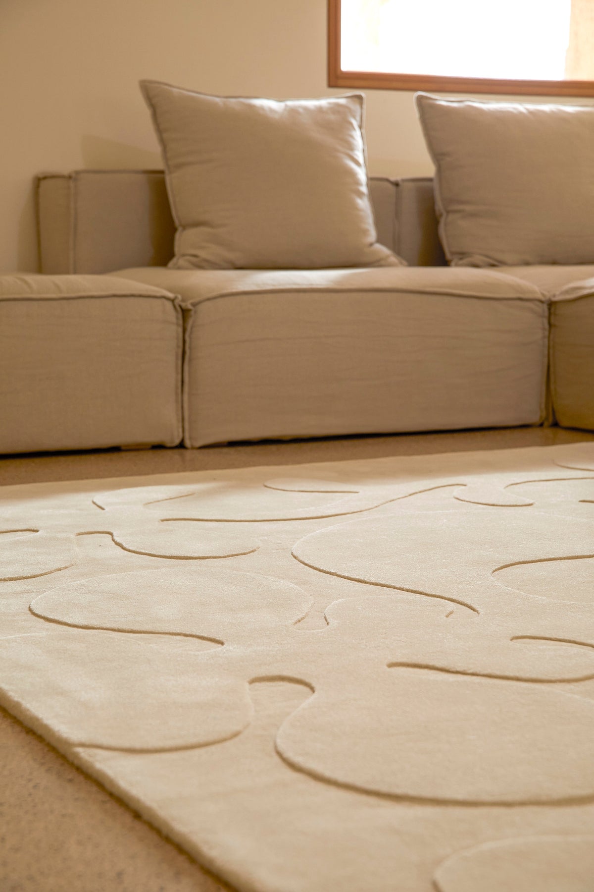 Nani Marquina Rooted Rug in ivory by Lucia Eames, carved pile detail