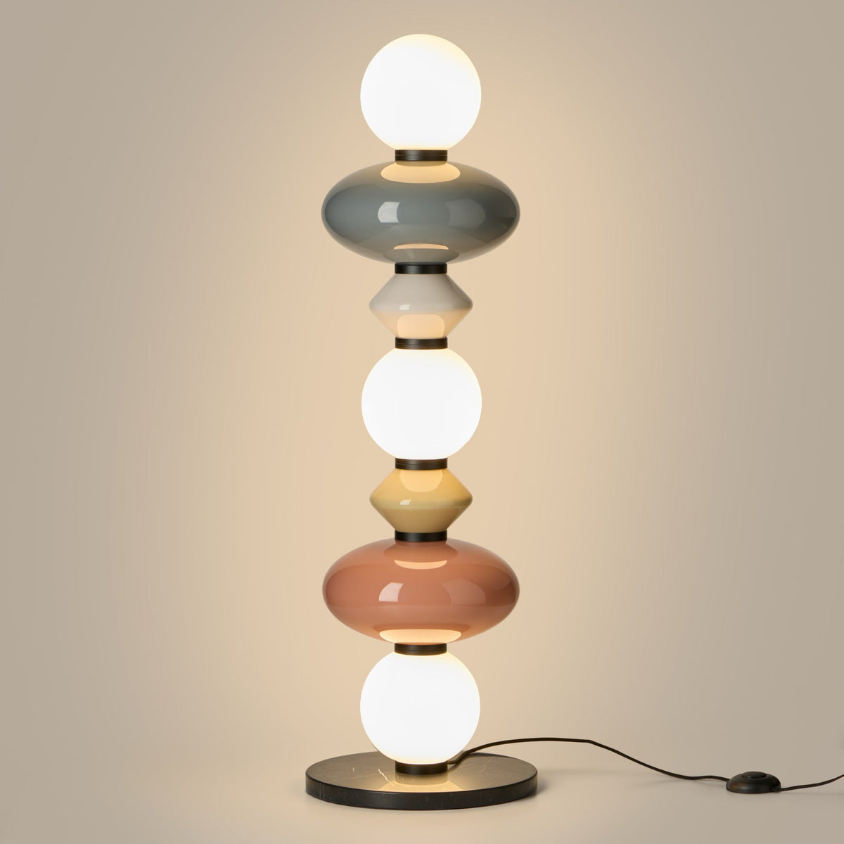 Aromas del Campo Mapi Pie Floor Lamp, lit
