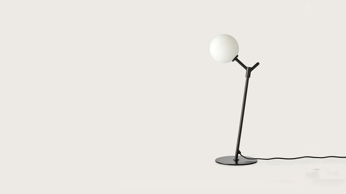 Aromas del Campo Atom Table Lamp, matt black