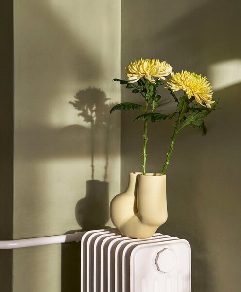 W&S chubby vase soft yellow