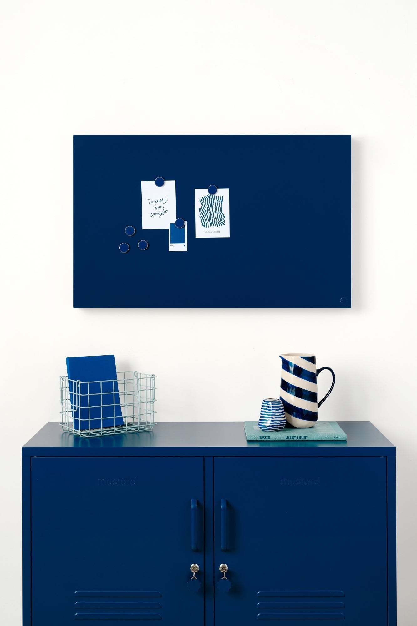 #color_navy