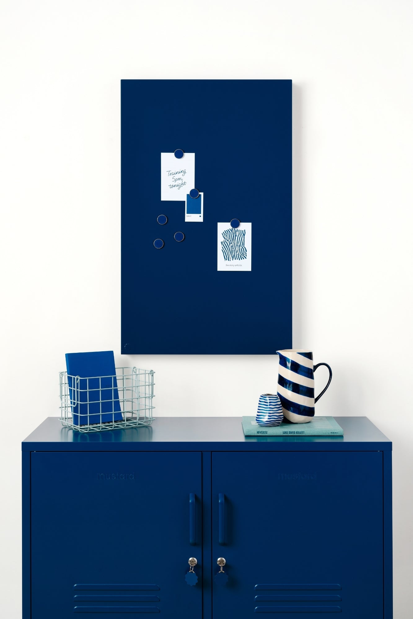 #color_navy