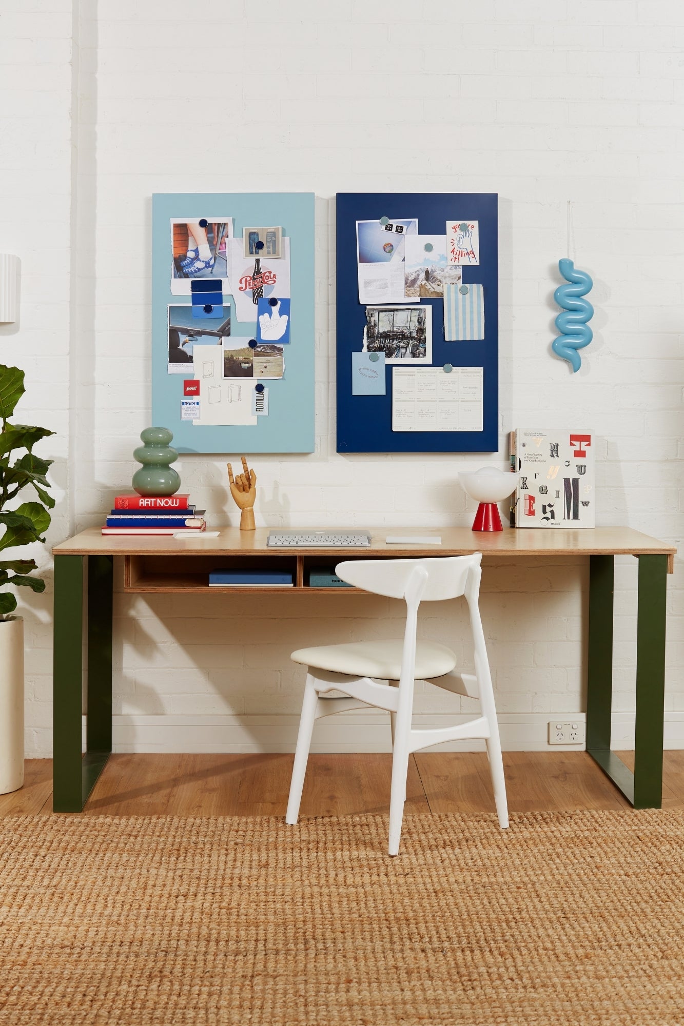 #color_navy