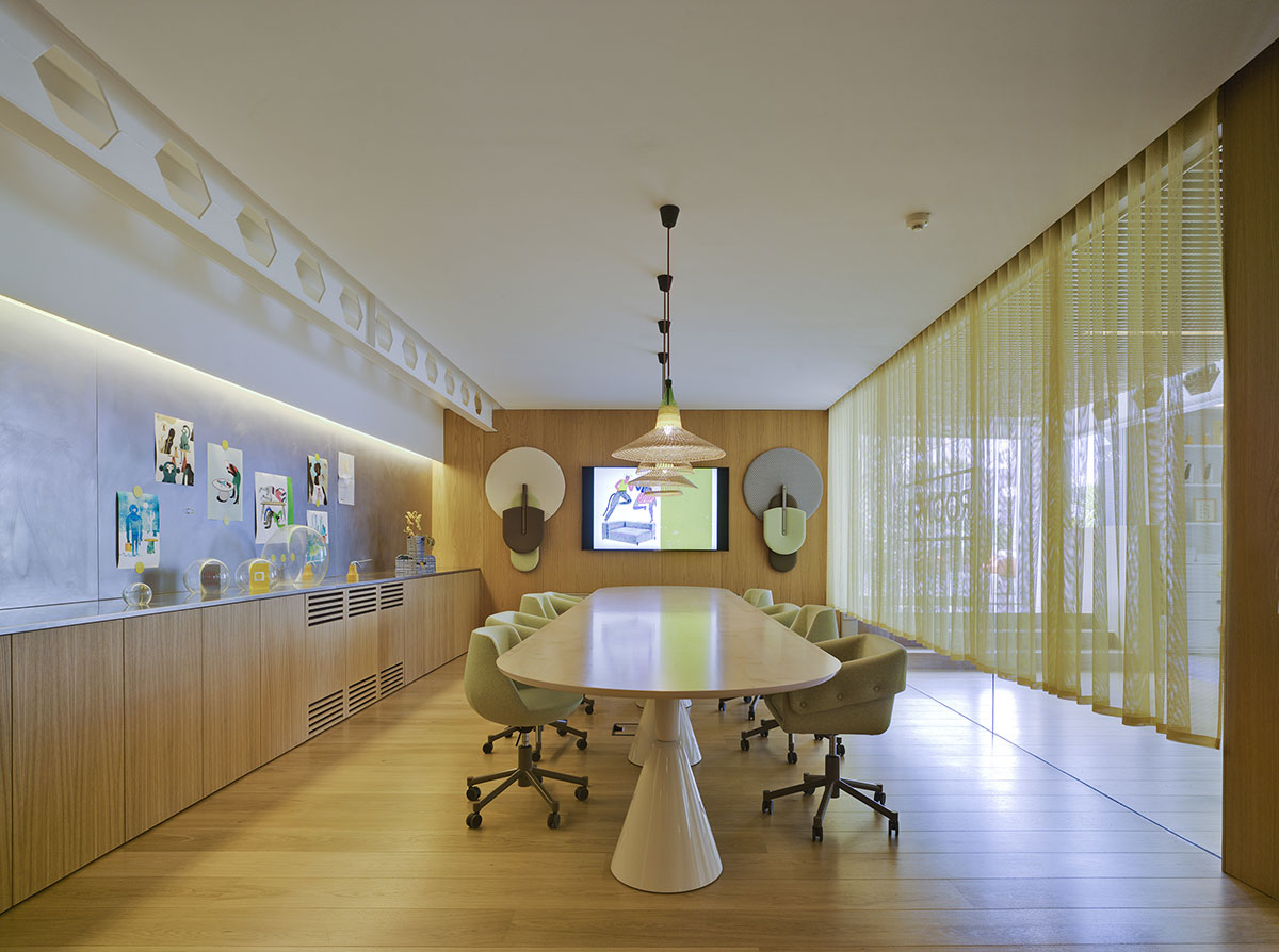 Sancal Magnum chairs with castors