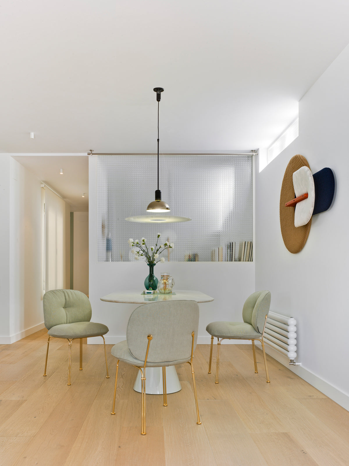 Mullit Chair
