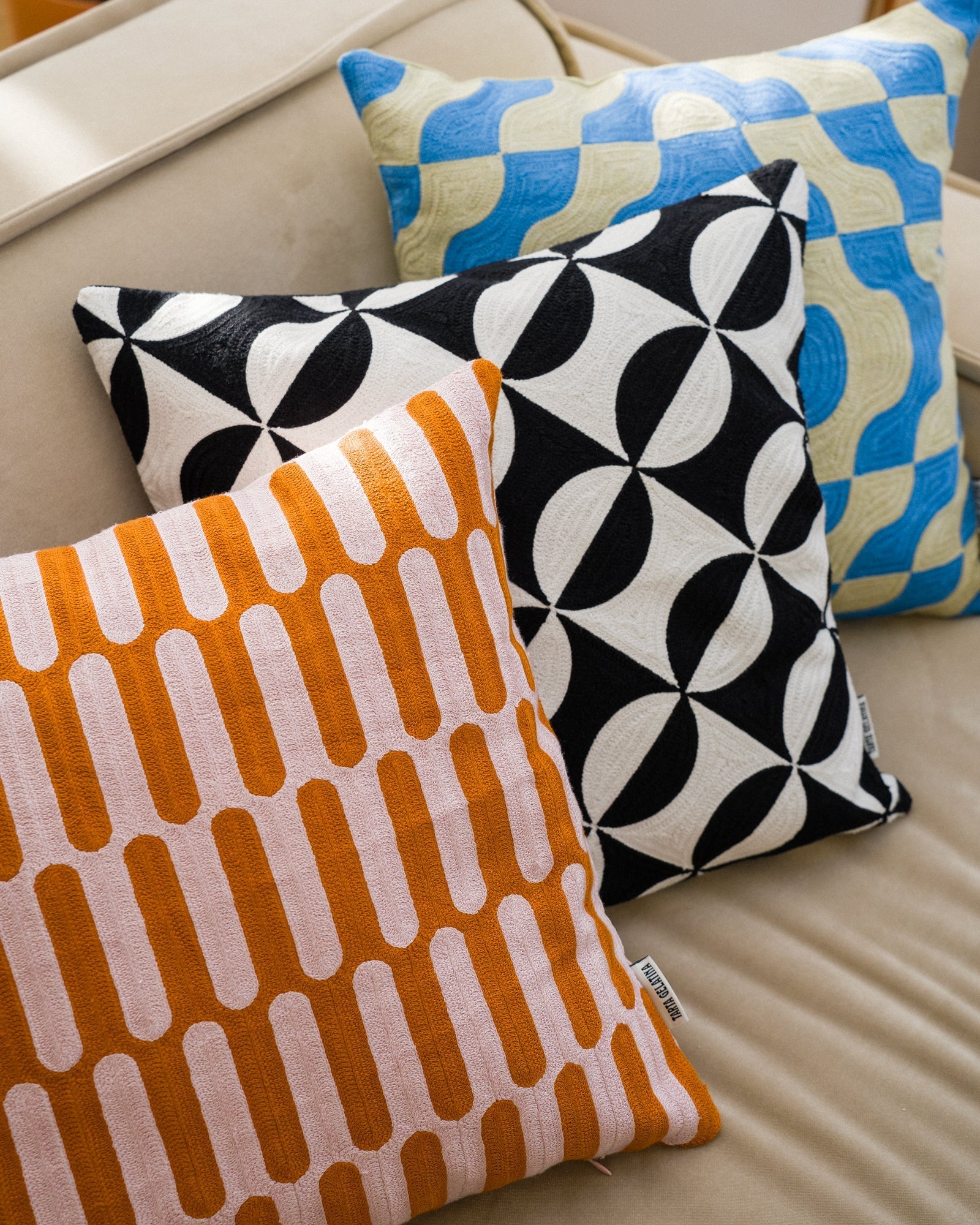 Ziggy cushion