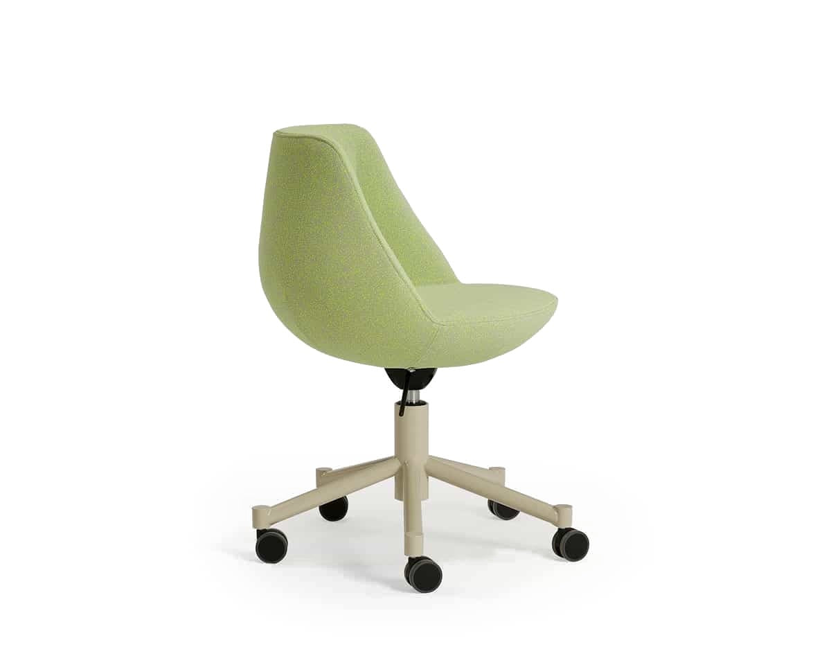 Sancal Magnum Chair on a five star castor base