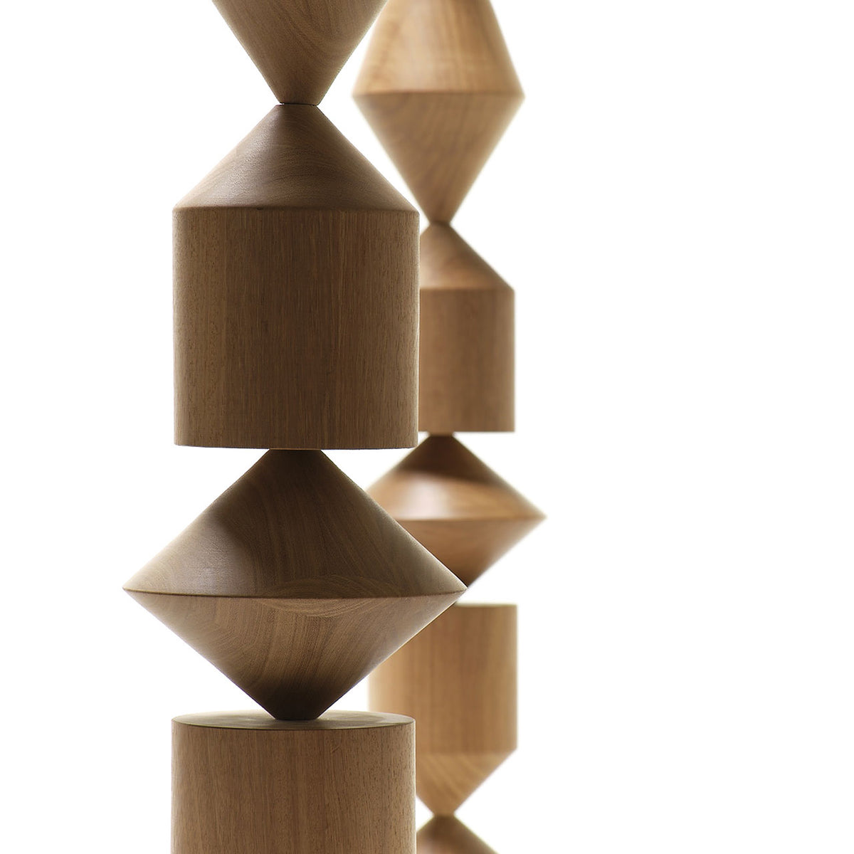 Mogg Costantina Floor Lamp, wood detail