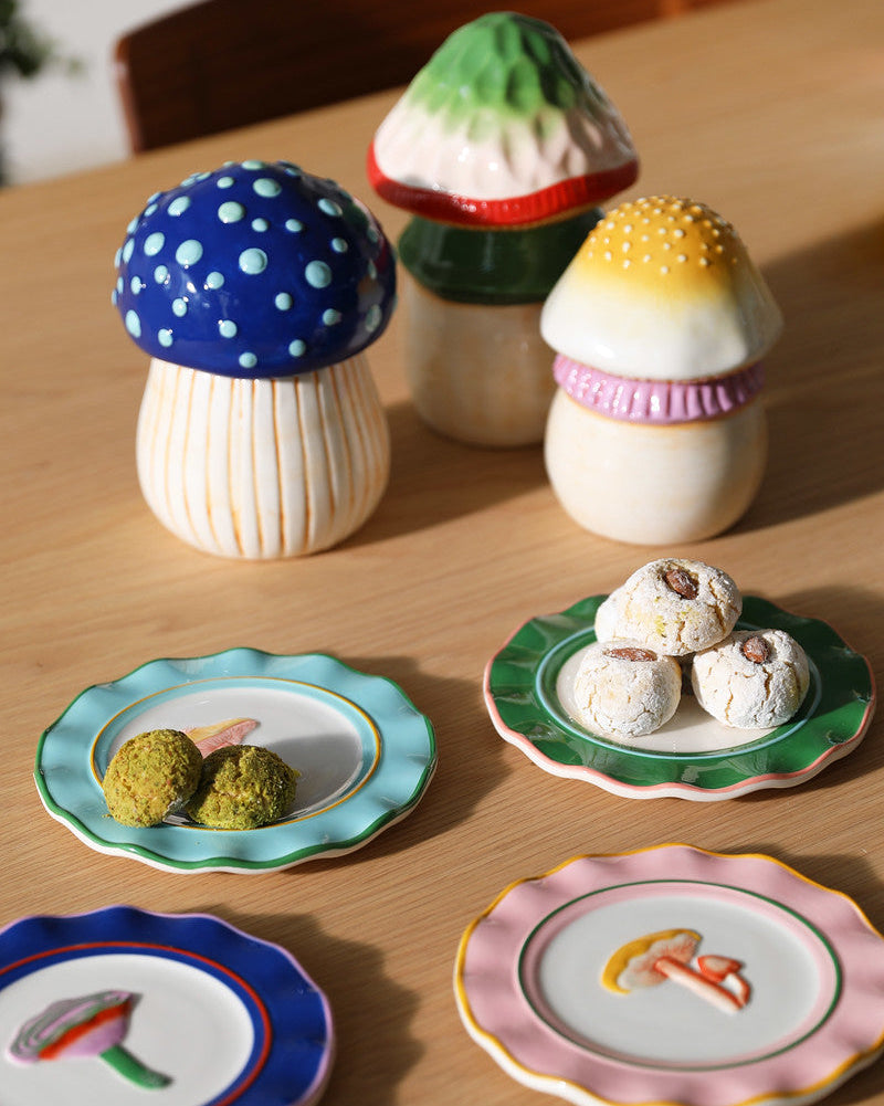 Magic mushroom plate set of 4