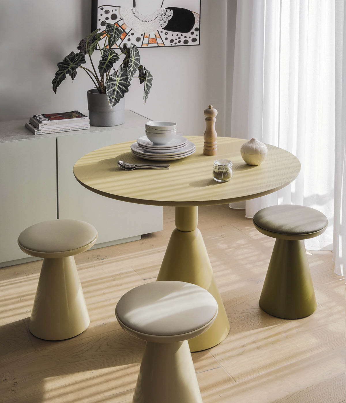 Sancal Pion table and stools