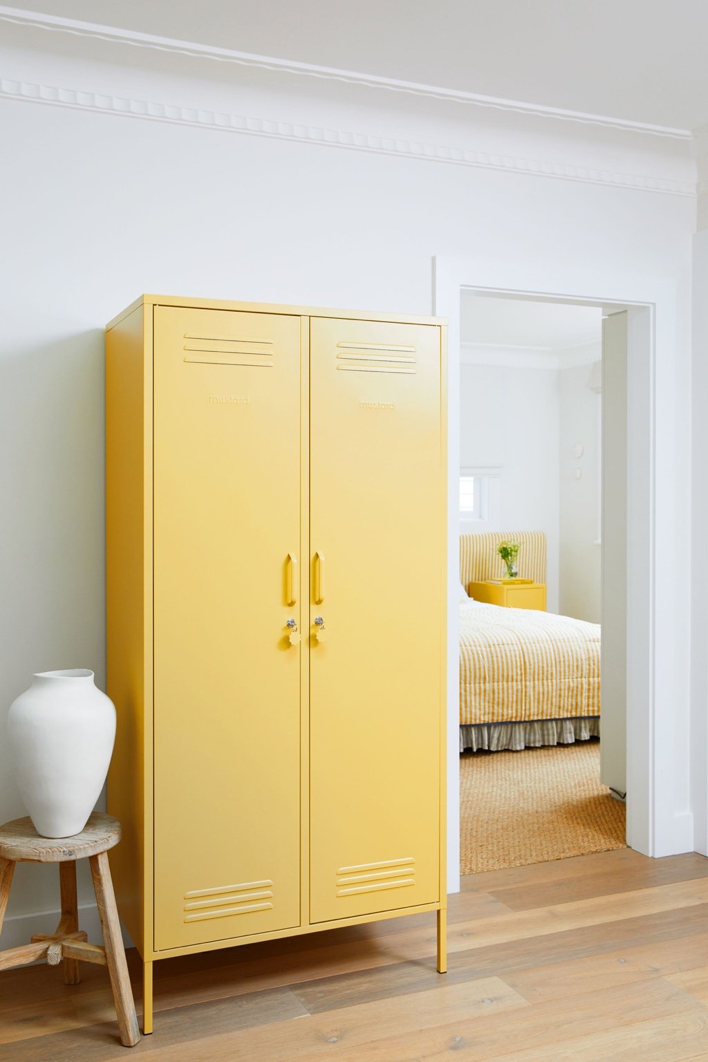 #color_butter yellow